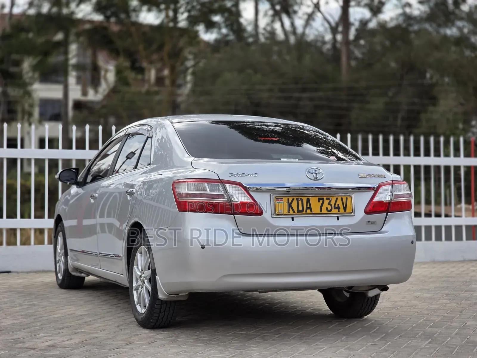 Toyota Premio 2.0 FWD 2014 Silver