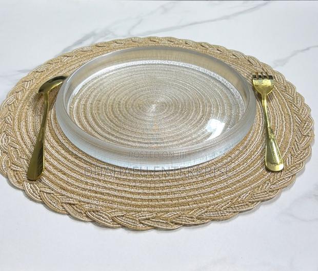 Hand-Crafted Crystal Glass Plates (Set of 6)