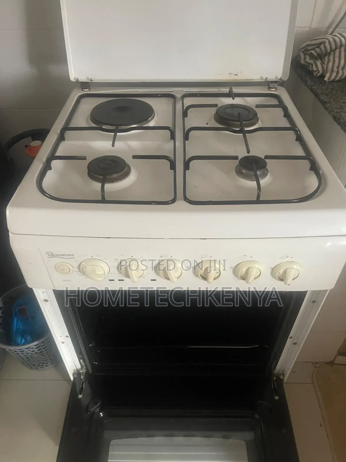 Oven Cooker Repair Technician