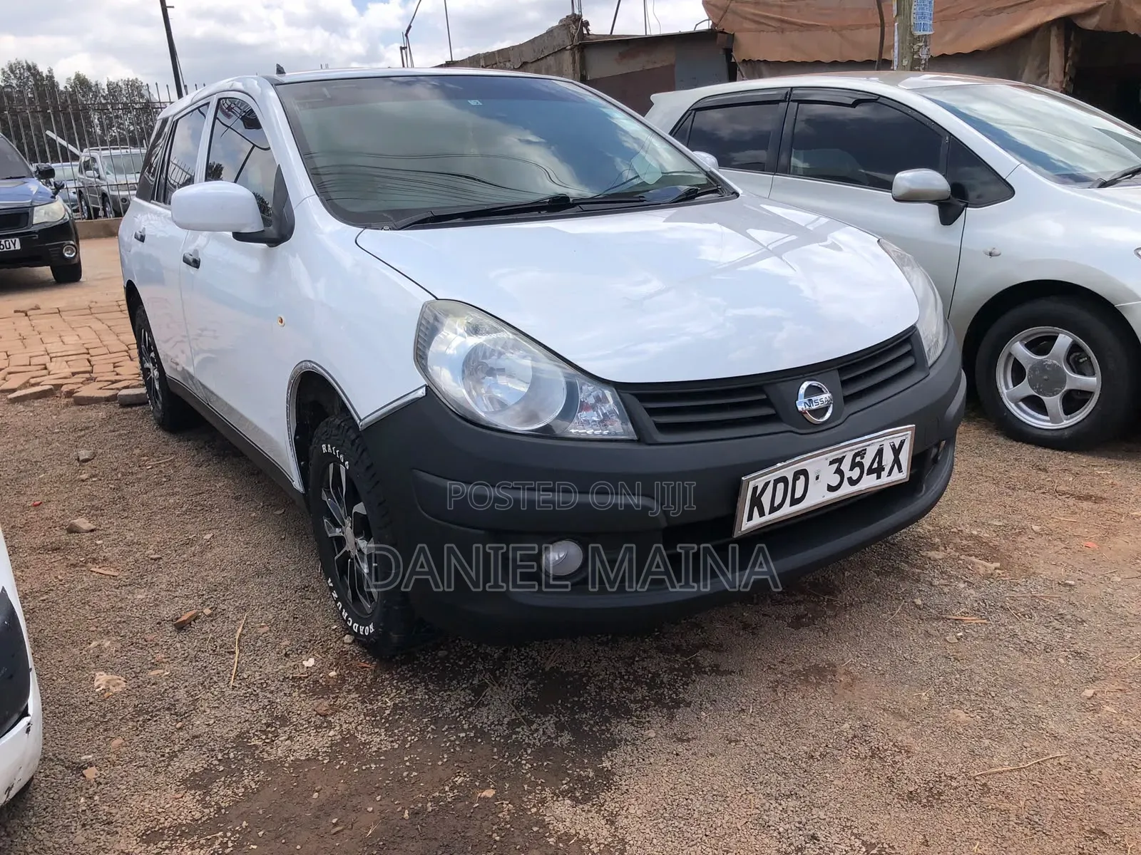 Nissan Advan 2015 White