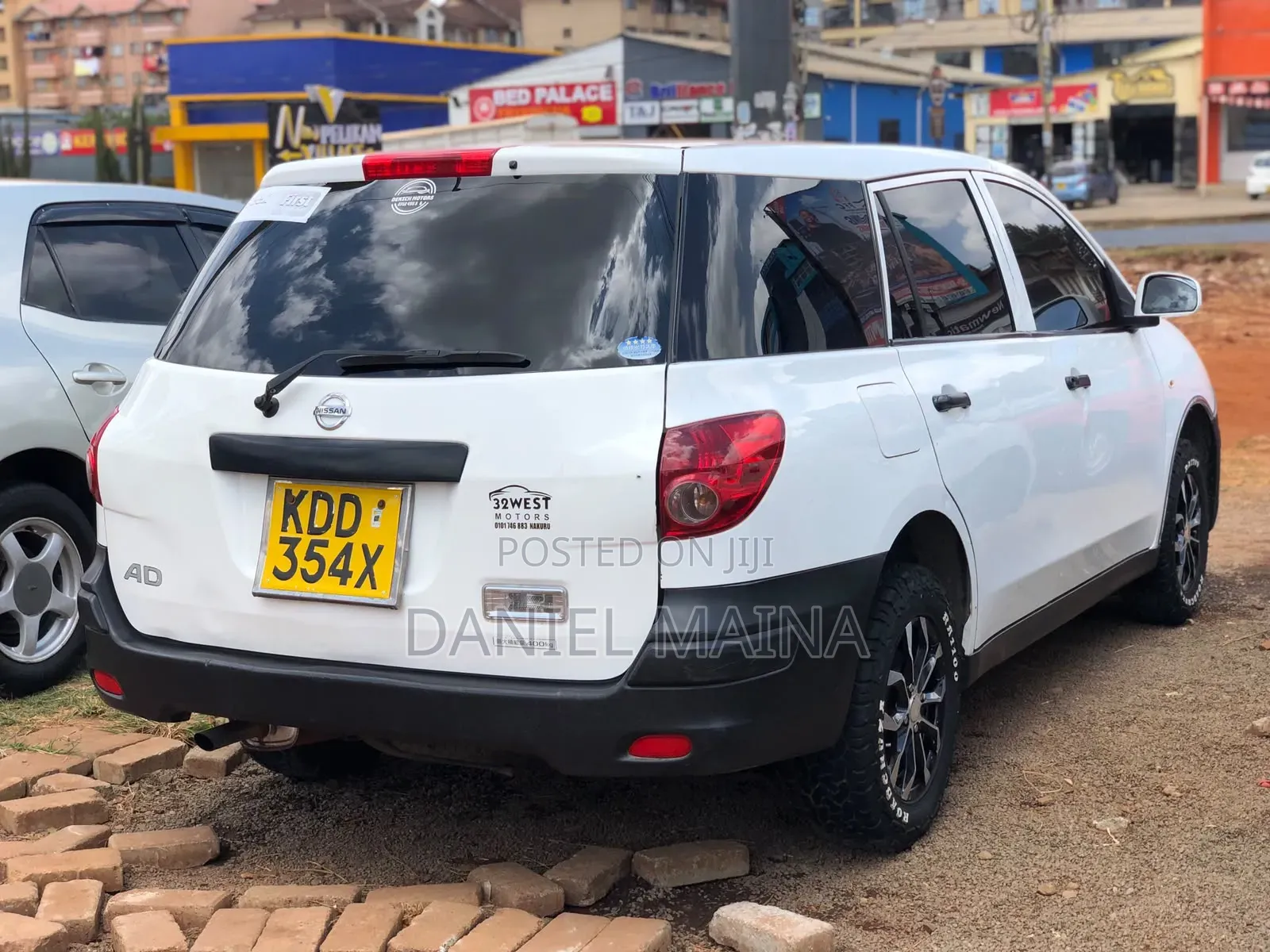 Nissan Advan 2015 White