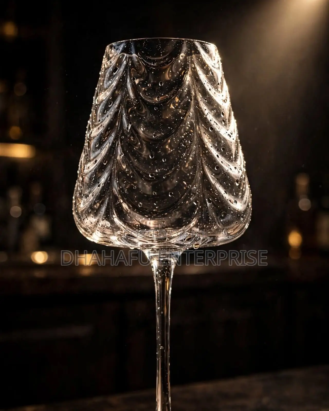 Elegant Wavy Wine Glasses (Set of 2)