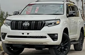 Toyota Land Cruiser Prado 2023 White