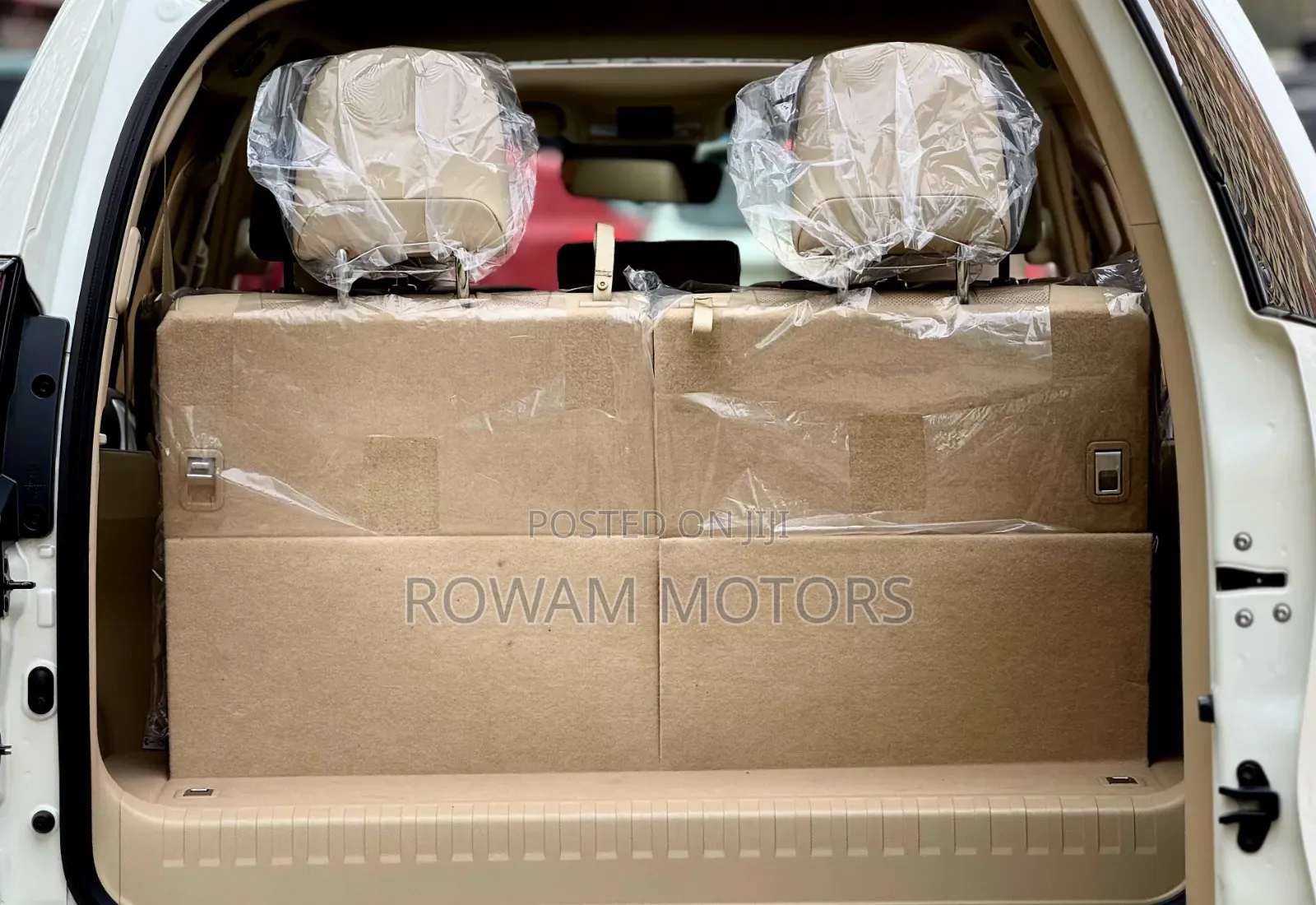 Toyota Land Cruiser Prado 2023 White