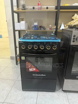 ElectroMate 50x55 Free Standing Gas Cooker – 3 Gas Burners,Hot Plate