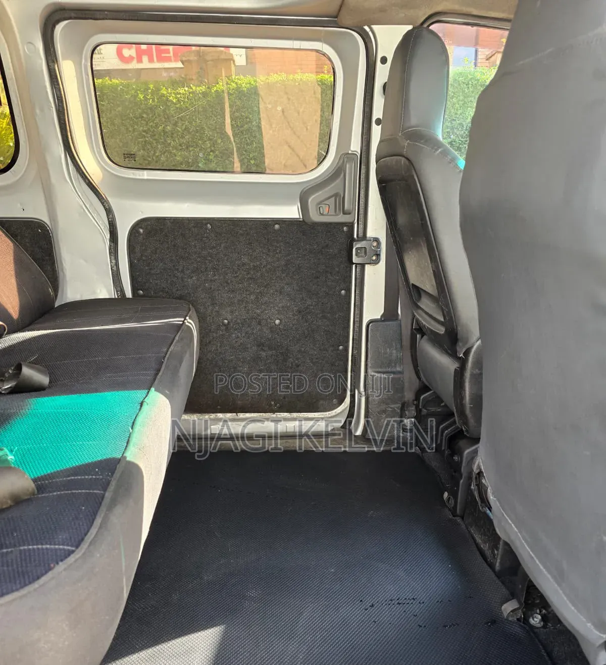 Nissan NV200 2011 Grey