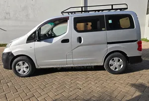Nissan NV200 2011 Grey