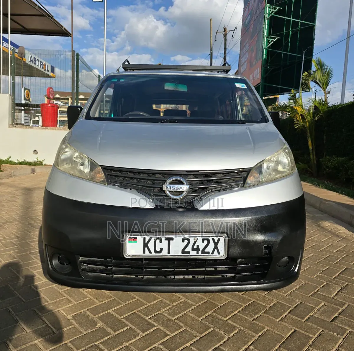 Nissan NV200 2011 Grey