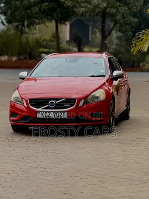 Volvo V60 2013 Red