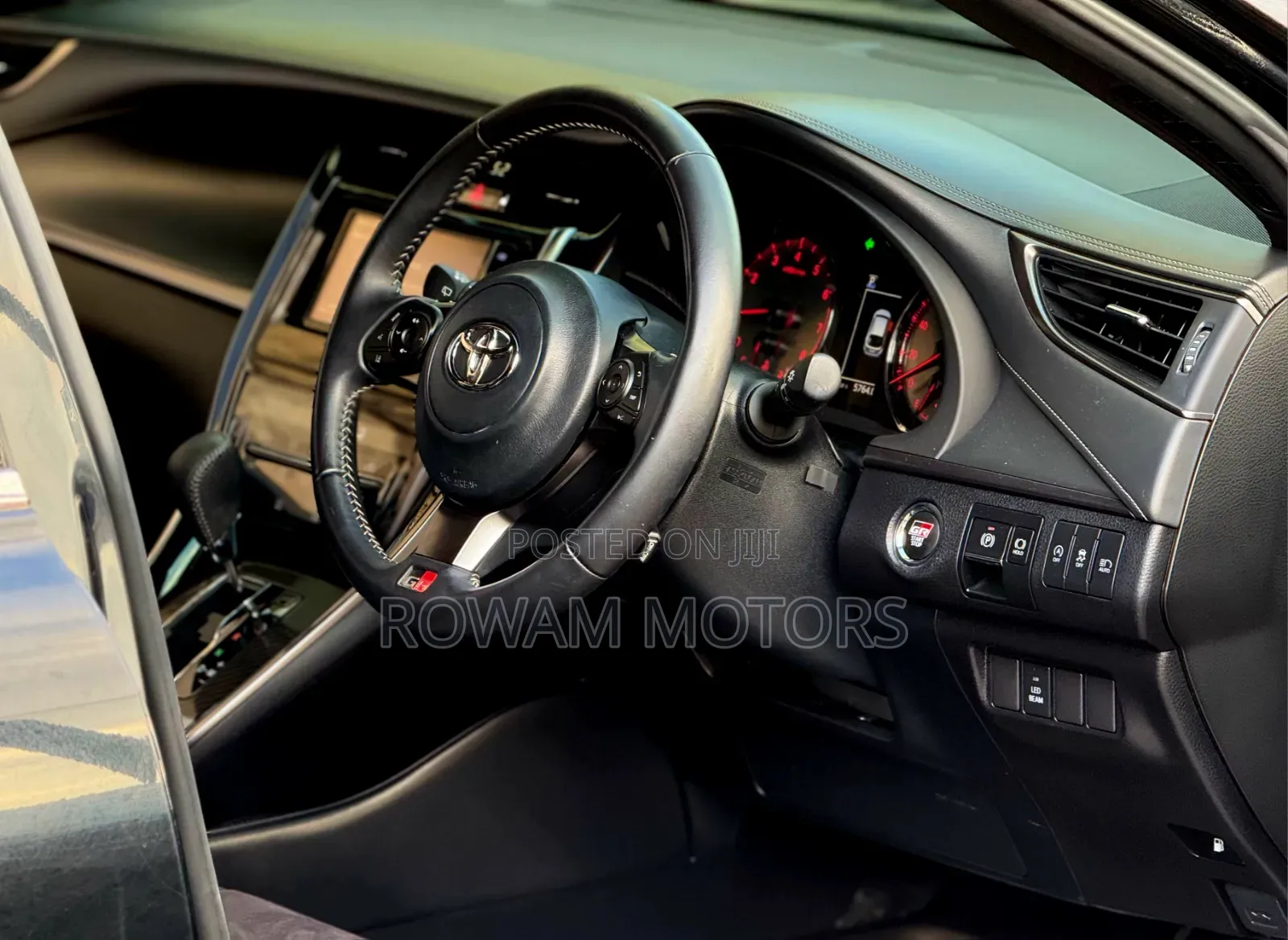Toyota Harrier 2019 Black