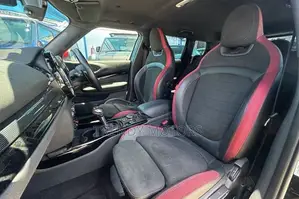 Mini Clubman 2019 Black