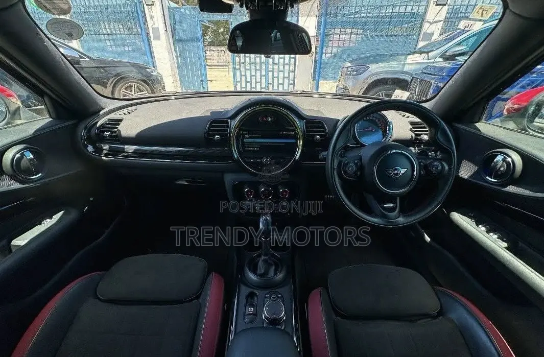 Mini Clubman 2019 Black