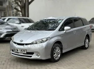 Toyota Wish 2012 Silver