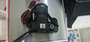 Offer Selling Canon EOS700D