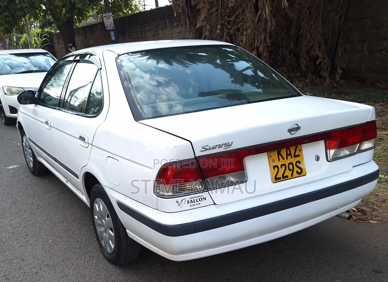 Nissan FB15 2002 White