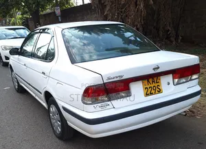 Nissan FB15 2002 White