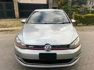 Volkswagen Golf 2013 Silver