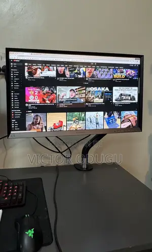 27 Inch Samsung Monitor