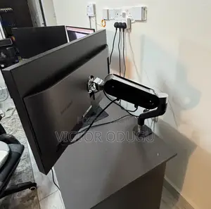 27 Inch Samsung Monitor