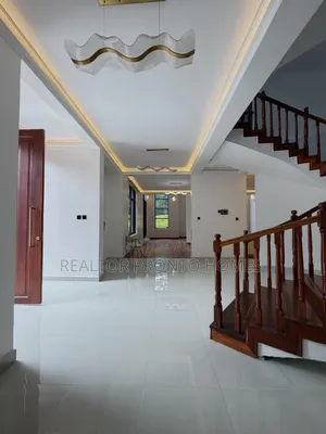 5bdrm House in Karen, Hardy for sale