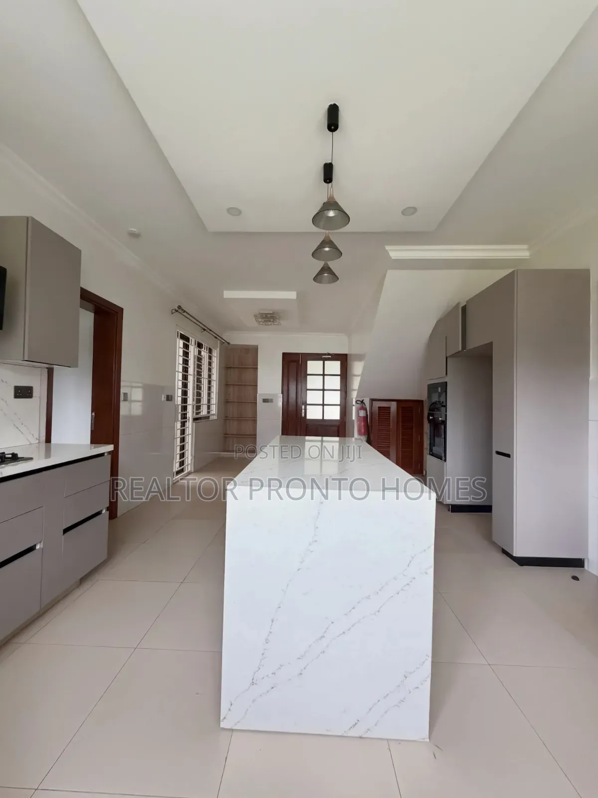 5bdrm Villa in Karen, Hardy for rent