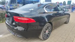 Jaguar XE S AWD 2018 Black