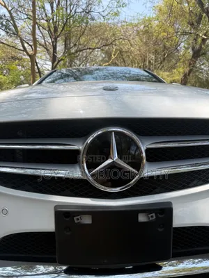 Mercedes-Benz C200 2017 White