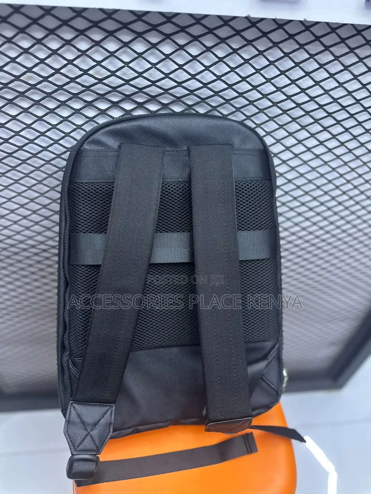 Levelo Elegancia Universal Backpack 14" - 16" - Black