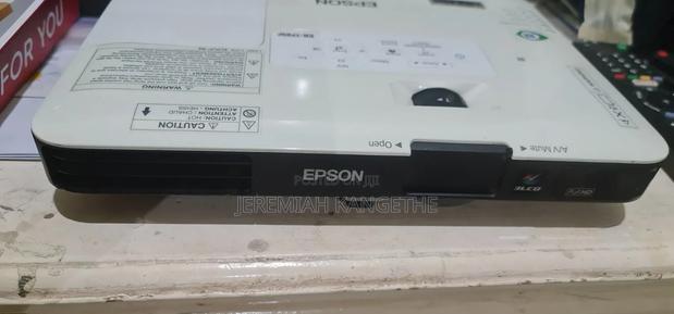 Epson LCD Projector EB-1795F - thumbnail 5