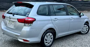 Toyota Corolla Fielder 2020 Silver