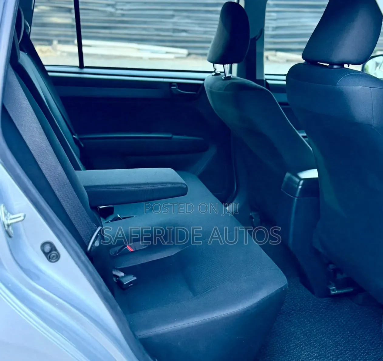 Toyota Corolla Fielder 2020 Silver