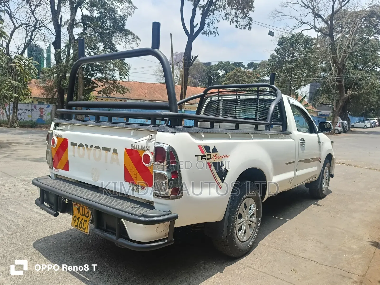 Toyota Hilux 2013 White