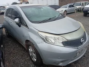 Nissan Note 2016 Silver