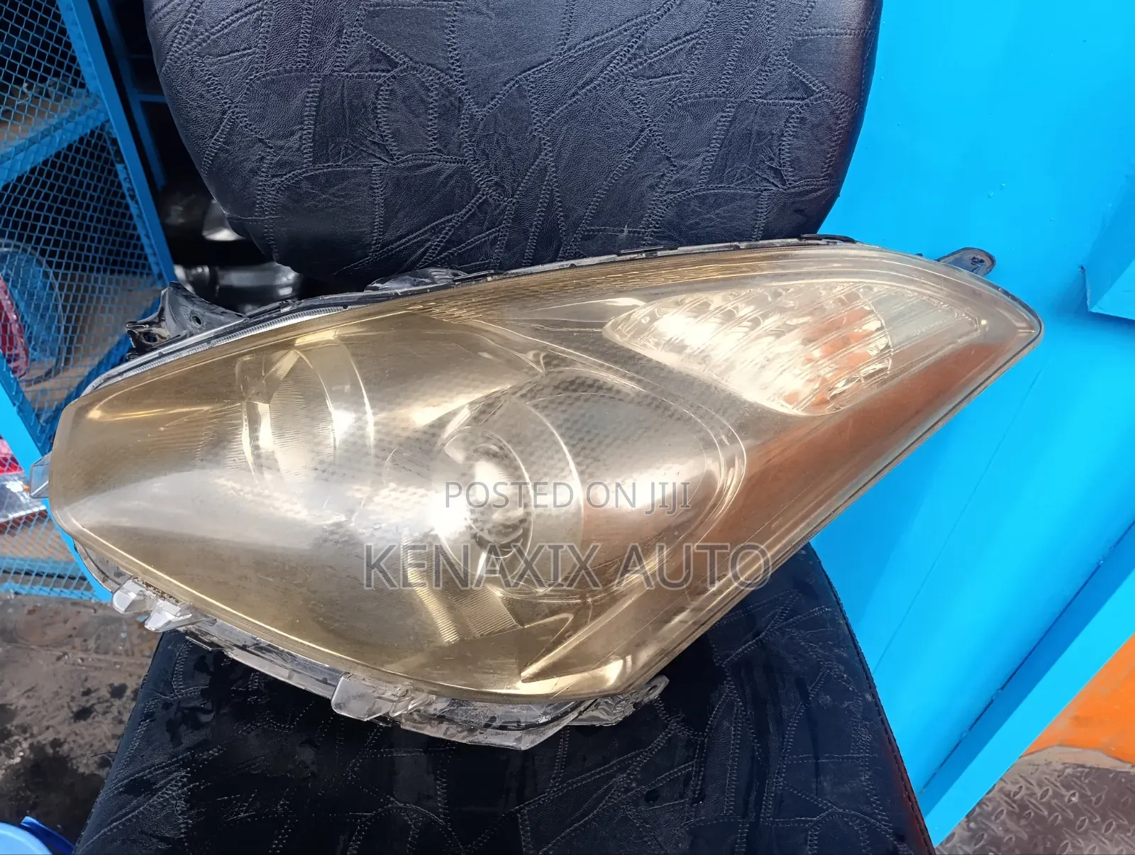 Wish 2005 Xenon Headlight