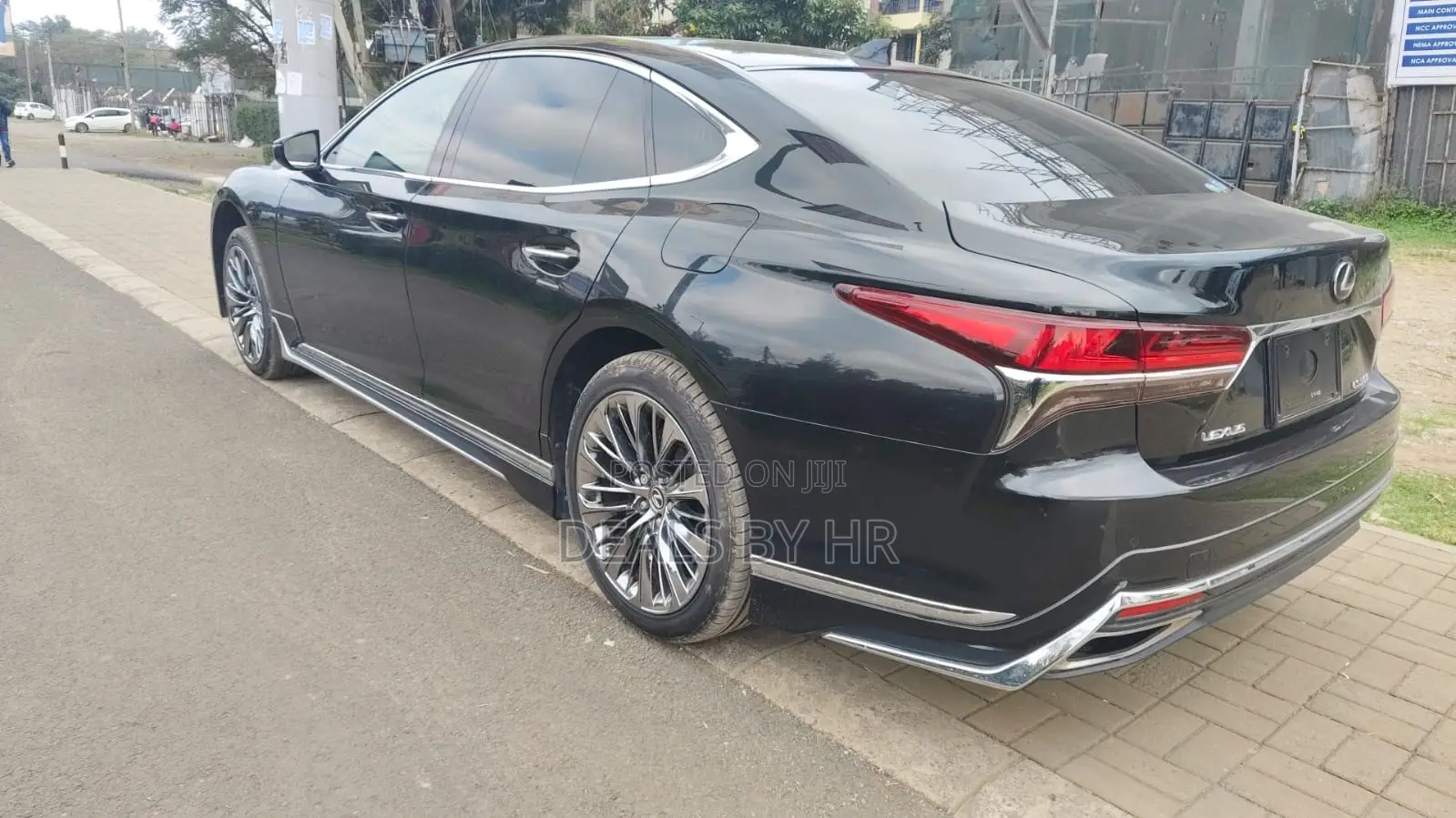 Lexus LS 500h AWD 2018 Black