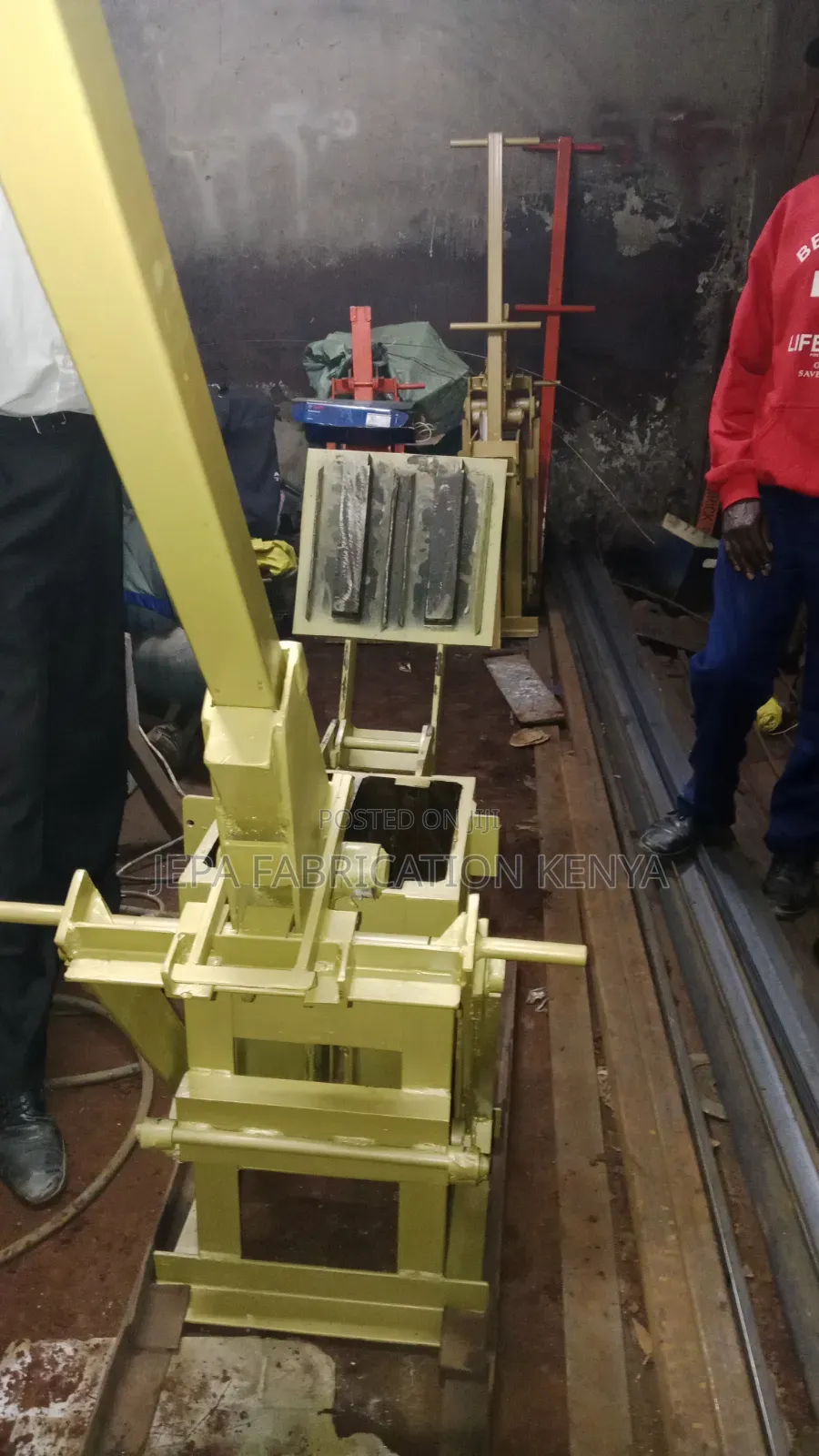 Makiga Interlocking Brick Machine (2in1)