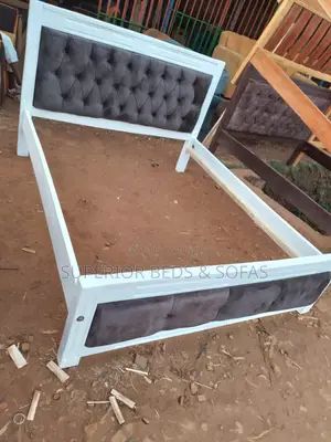5x6 Charcoal Tufted Mocket Bed: Free Delivery