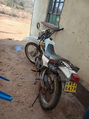 Yamaha DT125 2012 White