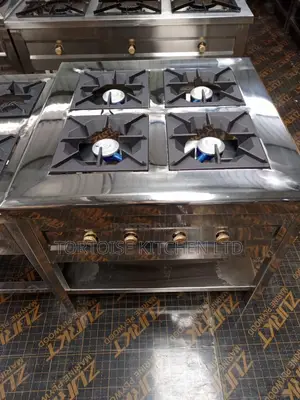 Stainless Steel Commercial Four Burner Gas Cooker Size 900mm by 600mm