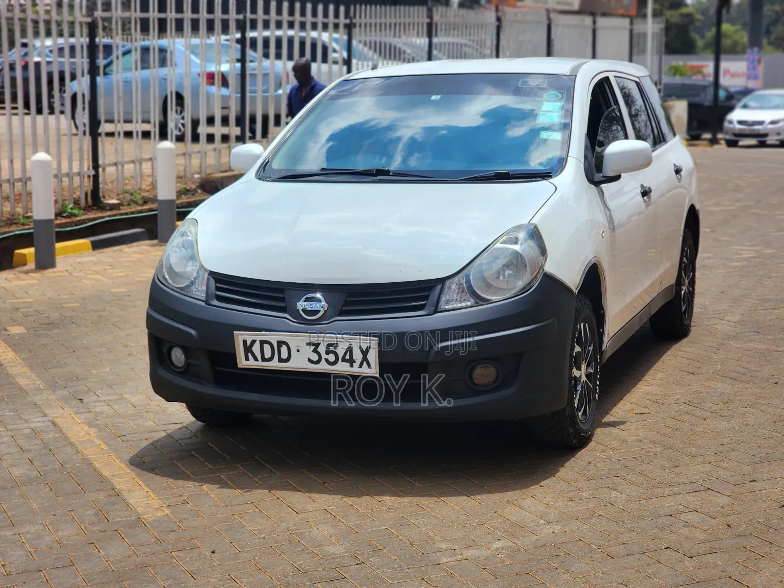 Nissan Advan 2015 White