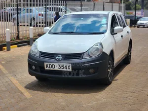 Nissan Advan 2015 White