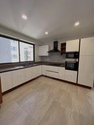 3bdrm Apartment in Westlands, Raphta Road Area for rent