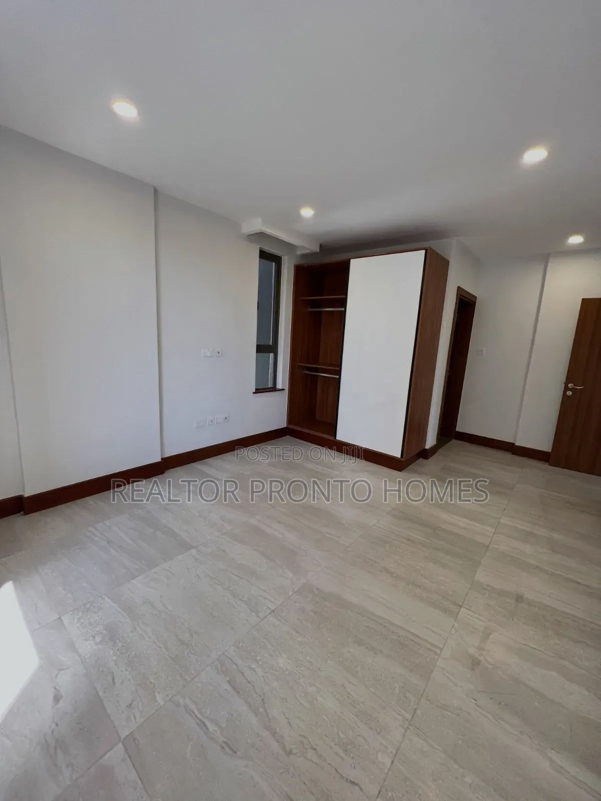 3bdrm Apartment in Westlands, Raphta Road Area for rent