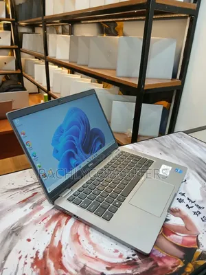 Laptop Dell Latitude 5320 16GB Intel Core i5 SSD 256GB
