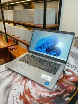 Laptop Dell Latitude 5320 16GB Intel Core i5 SSD 256GB