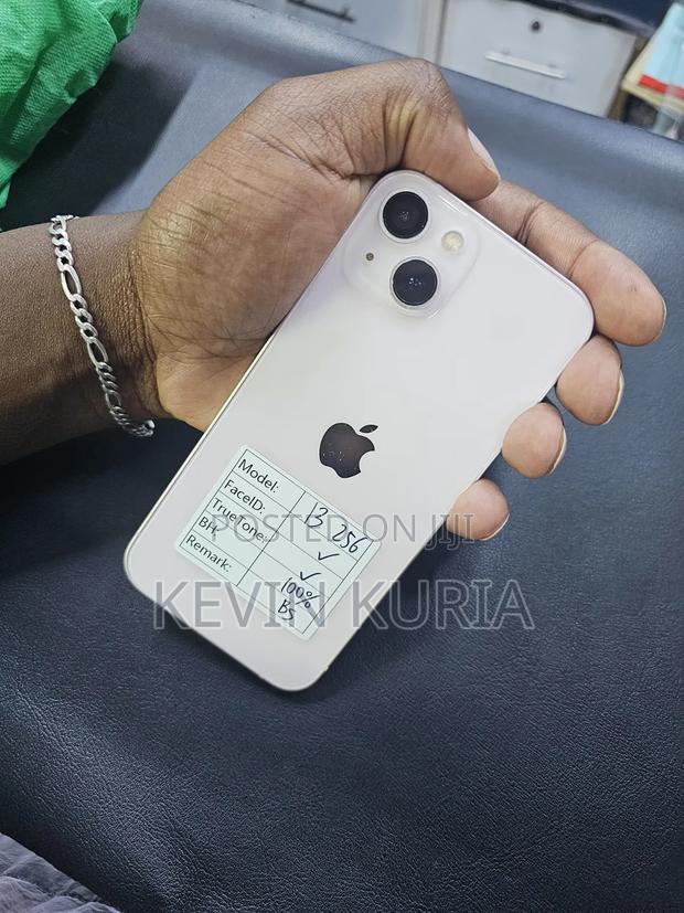 Apple iPhone 13 256 GB Pink