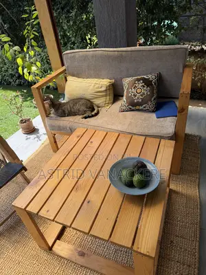 Bench + Table