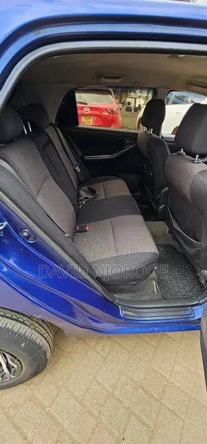 Toyota Corolla RunX 2005 Blue