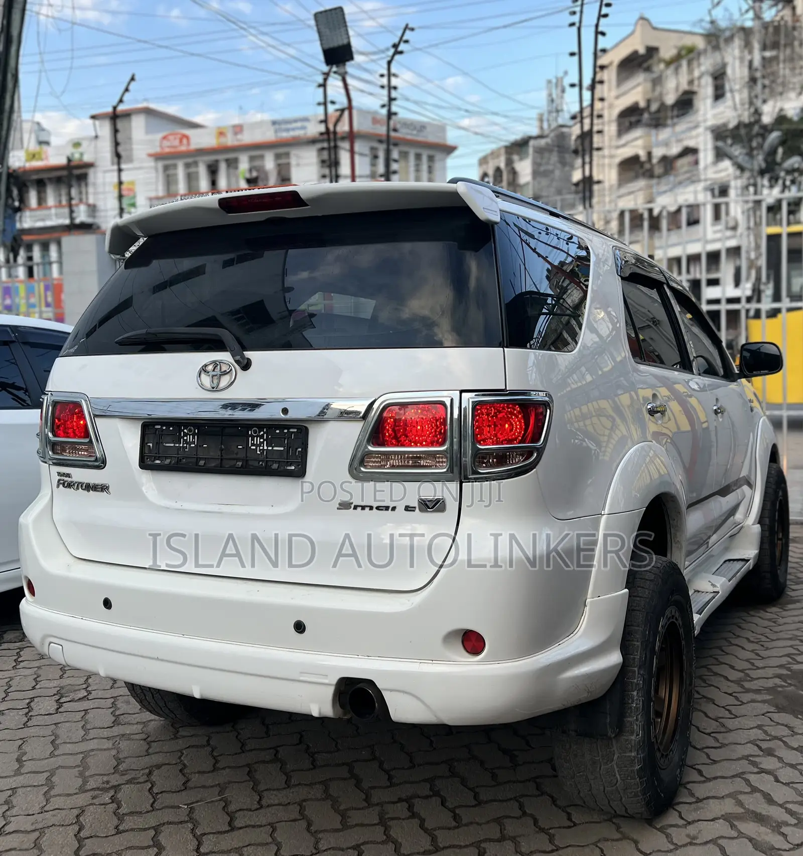 Toyota Fortuner 3.0 D AWD 2008 White
