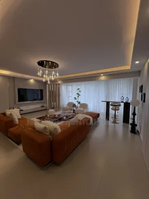 5bdrm Apartment in Kilimani, Hurlingham for sale